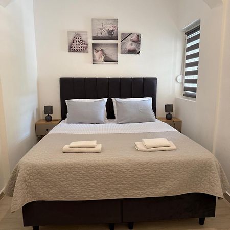 Apartment Ninas Dobrota Zewnętrze zdjęcie